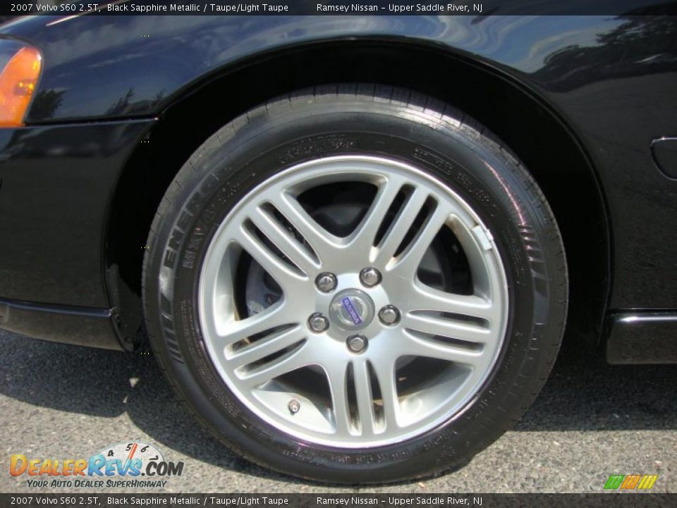 2007 Volvo S60 2.5T Black Sapphire Metallic / Taupe/Light Taupe Photo #23