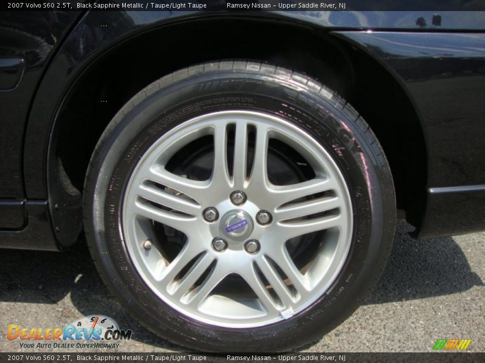 2007 Volvo S60 2.5T Black Sapphire Metallic / Taupe/Light Taupe Photo #24