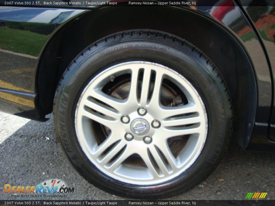 2007 Volvo S60 2.5T Black Sapphire Metallic / Taupe/Light Taupe Photo #25
