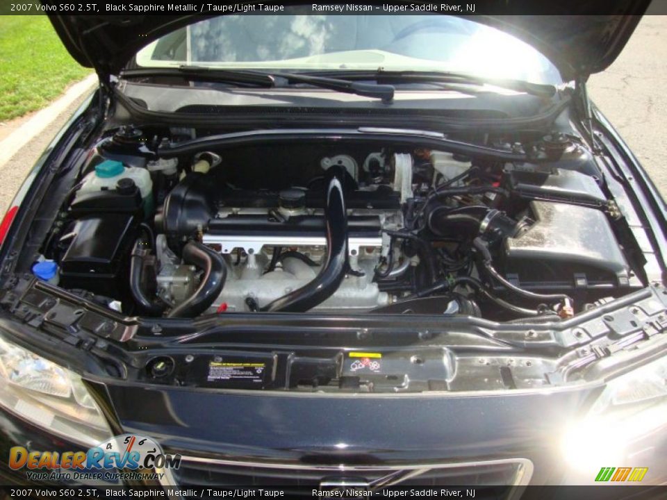 2007 Volvo S60 2.5T Black Sapphire Metallic / Taupe/Light Taupe Photo #27