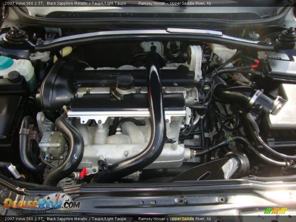 2007 Volvo S60 2.5T Black Sapphire Metallic / Taupe/Light Taupe Photo #28