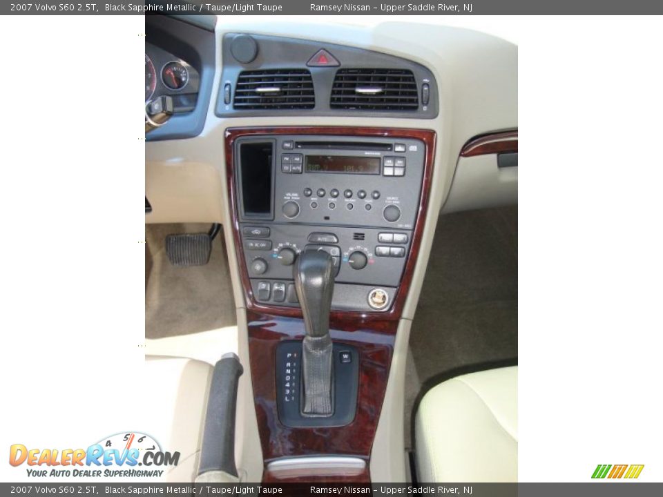 2007 Volvo S60 2.5T Black Sapphire Metallic / Taupe/Light Taupe Photo #36