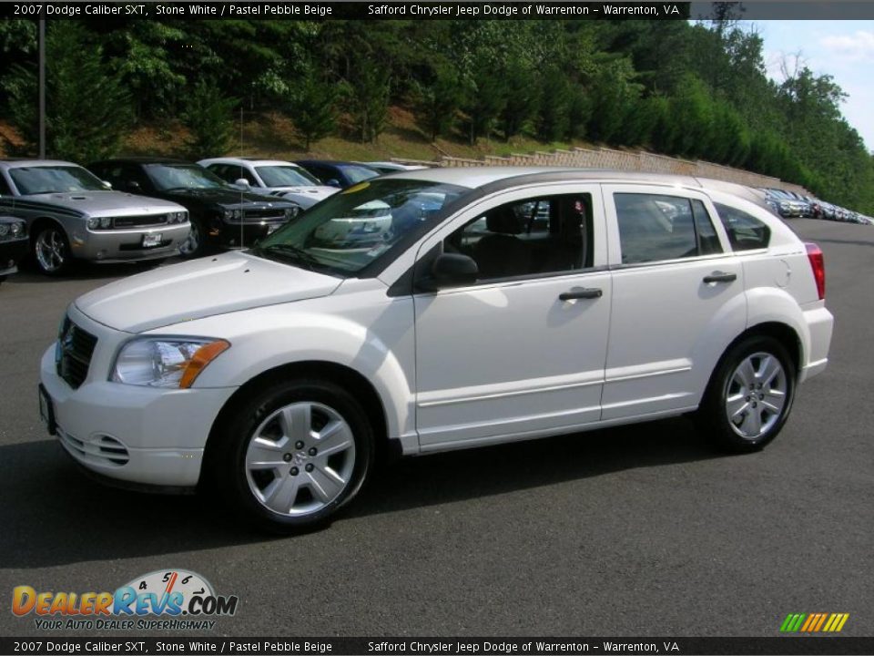 2007 Dodge Caliber SXT Stone White / Pastel Pebble Beige Photo #1