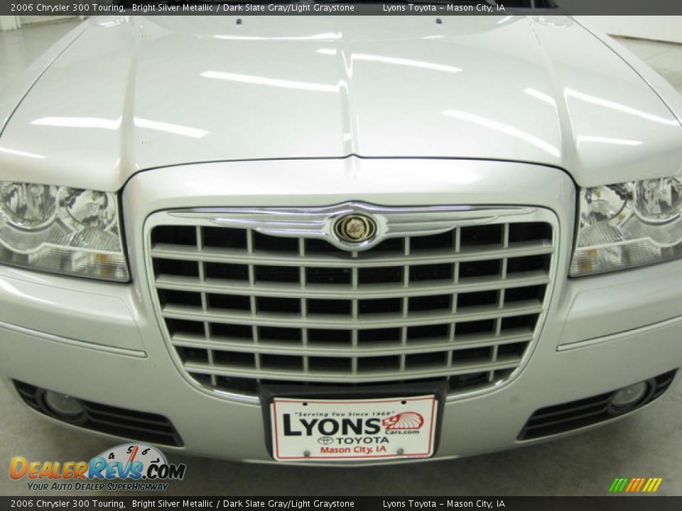 2006 Chrysler 300 Touring Bright Silver Metallic / Dark Slate Gray/Light Graystone Photo #13