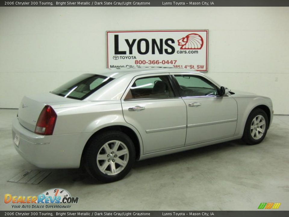 2006 Chrysler 300 Touring Bright Silver Metallic / Dark Slate Gray/Light Graystone Photo #15