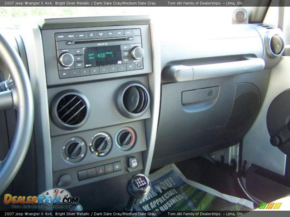 2007 Jeep Wrangler X 4x4 Bright Silver Metallic / Dark Slate Gray/Medium Slate Gray Photo #17
