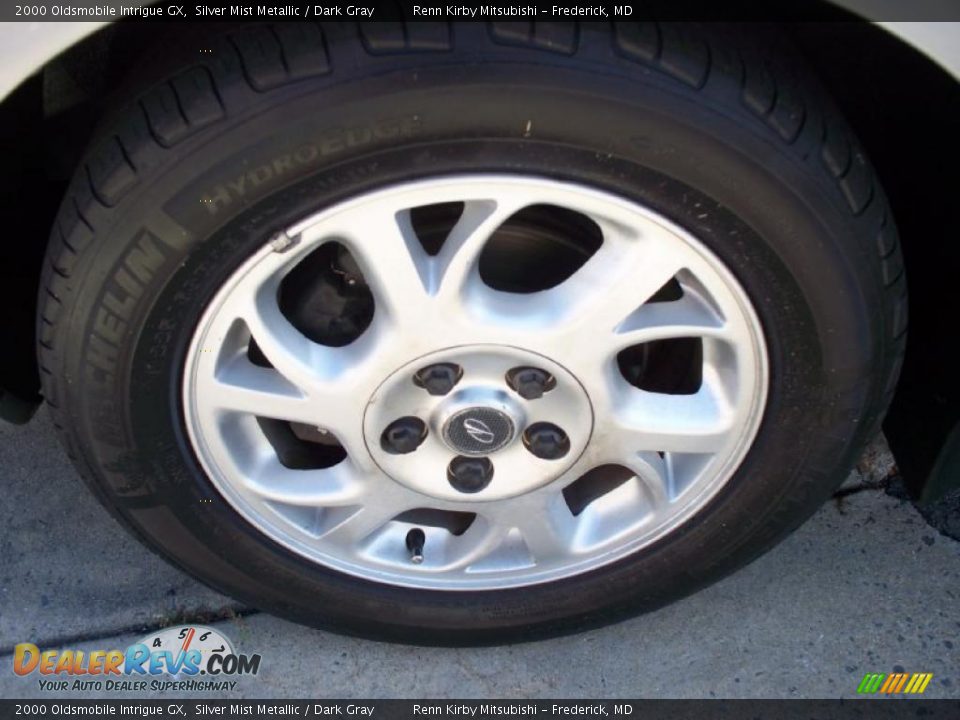 2000 Oldsmobile Intrigue GX Silver Mist Metallic / Dark Gray Photo #3