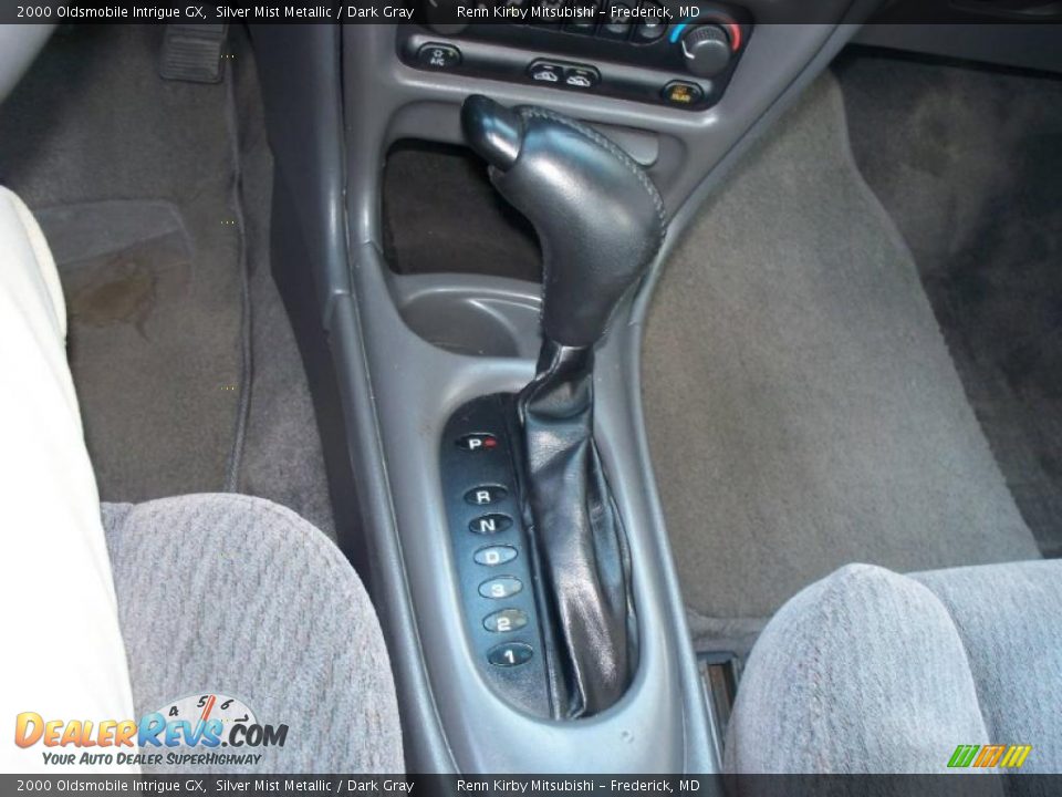 2000 Oldsmobile Intrigue GX Silver Mist Metallic / Dark Gray Photo #13