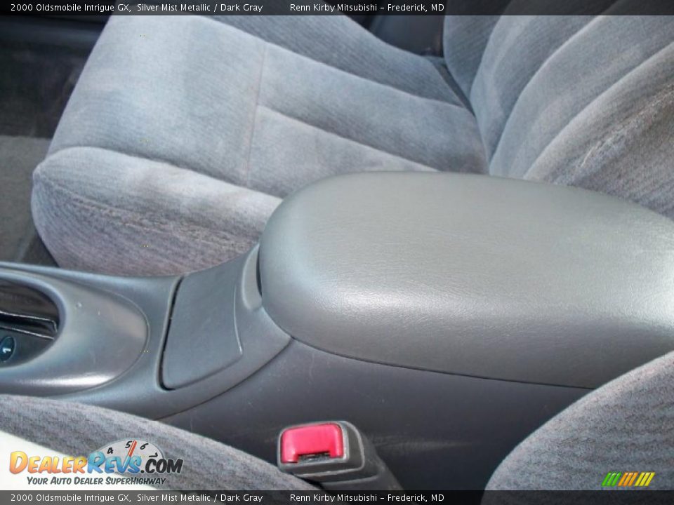 2000 Oldsmobile Intrigue GX Silver Mist Metallic / Dark Gray Photo #15