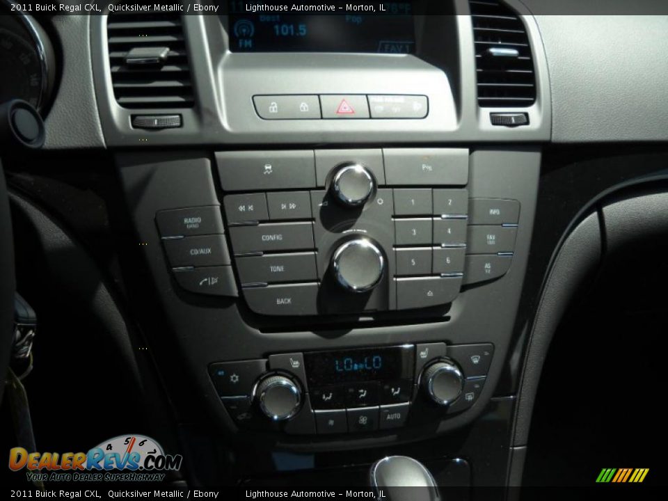 2011 Buick Regal CXL Quicksilver Metallic / Ebony Photo #18