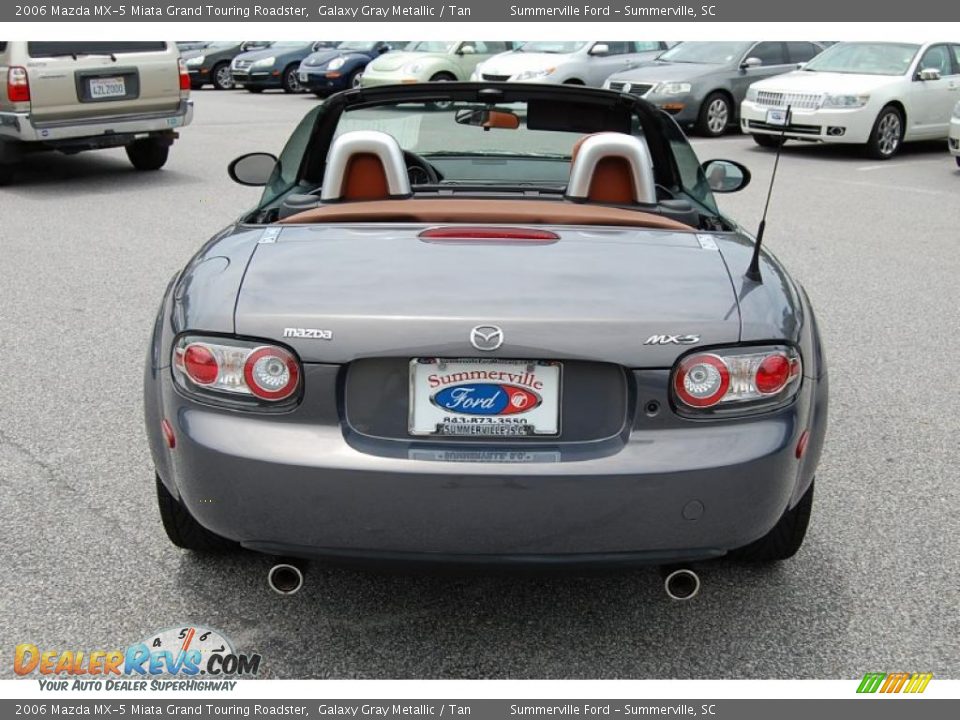 2006 Mazda MX-5 Miata Grand Touring Roadster Galaxy Gray Metallic / Tan Photo #17