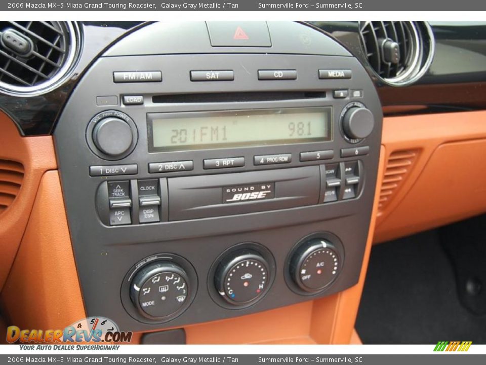 2006 Mazda MX-5 Miata Grand Touring Roadster Galaxy Gray Metallic / Tan Photo #21