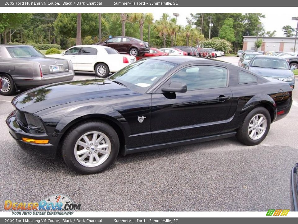 2009 Ford Mustang V6 Coupe Black / Dark Charcoal Photo #2