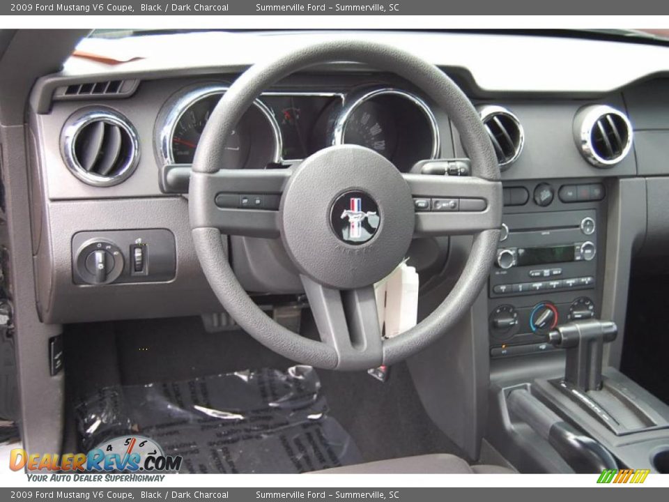 2009 Ford Mustang V6 Coupe Black / Dark Charcoal Photo #3