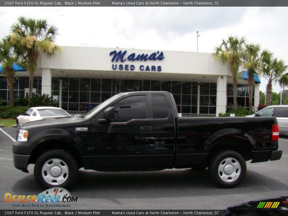 2007 Ford F150 XL Regular Cab Black / Medium Flint Photo #1