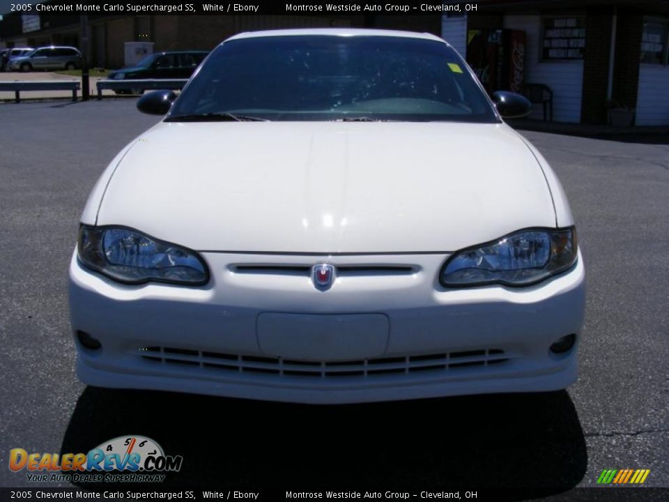 2005 Chevrolet Monte Carlo Supercharged SS White / Ebony Photo #8