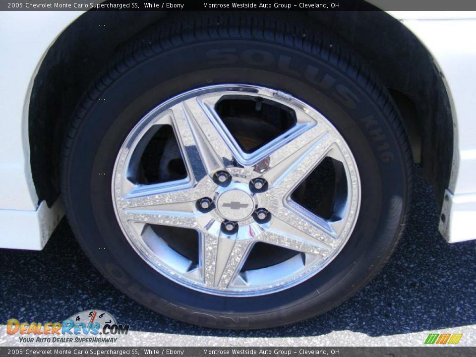 2005 Chevrolet Monte Carlo Supercharged SS White / Ebony Photo #28