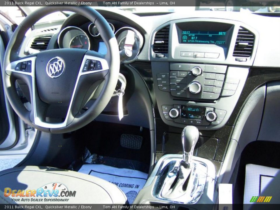2011 Buick Regal CXL Quicksilver Metallic / Ebony Photo #16
