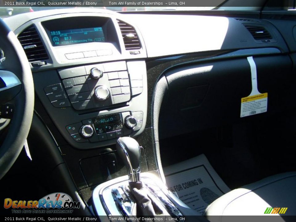 2011 Buick Regal CXL Quicksilver Metallic / Ebony Photo #20