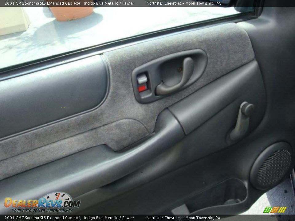 2001 GMC Sonoma SLS Extended Cab 4x4 Indigo Blue Metallic / Pewter Photo #13
