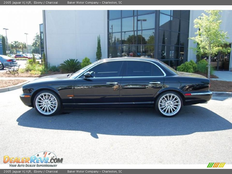 2005 Jaguar XJ XJR Ebony / Charcoal Photo #2