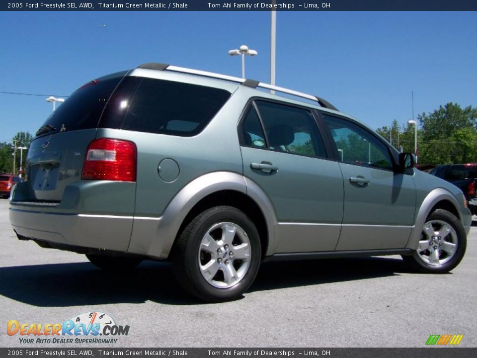 2005 Ford Freestyle SEL AWD Titanium Green Metallic / Shale Photo #7