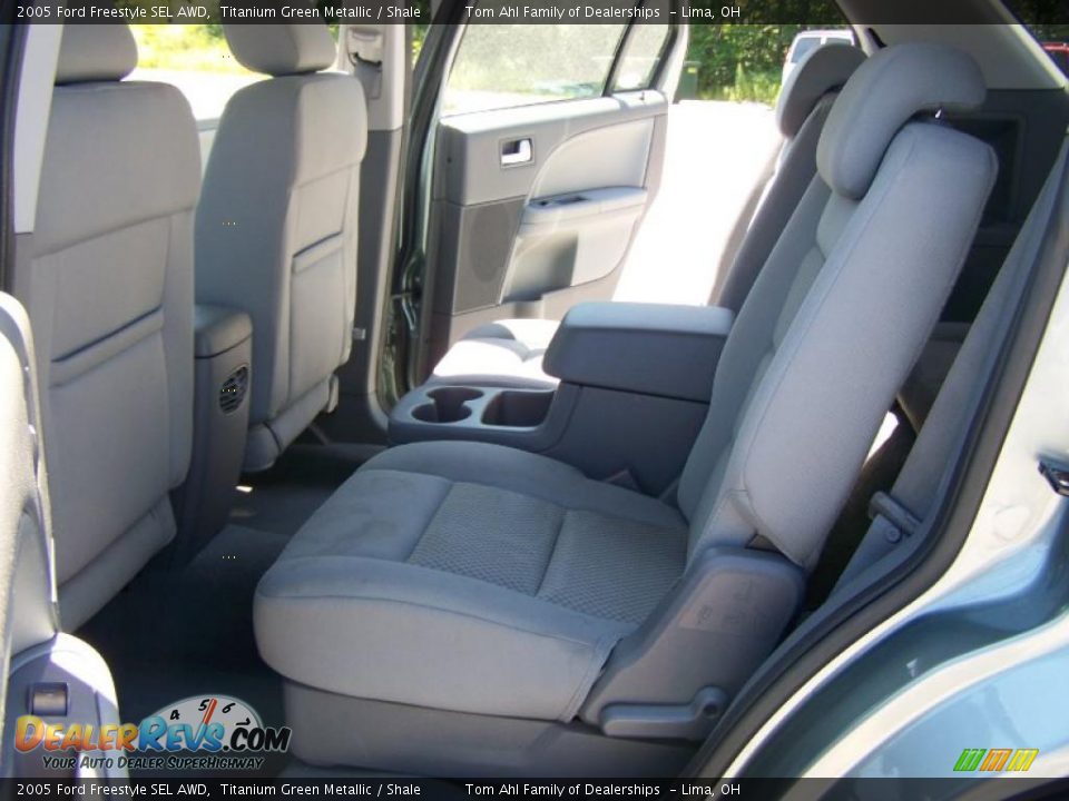 2005 Ford Freestyle SEL AWD Titanium Green Metallic / Shale Photo #11