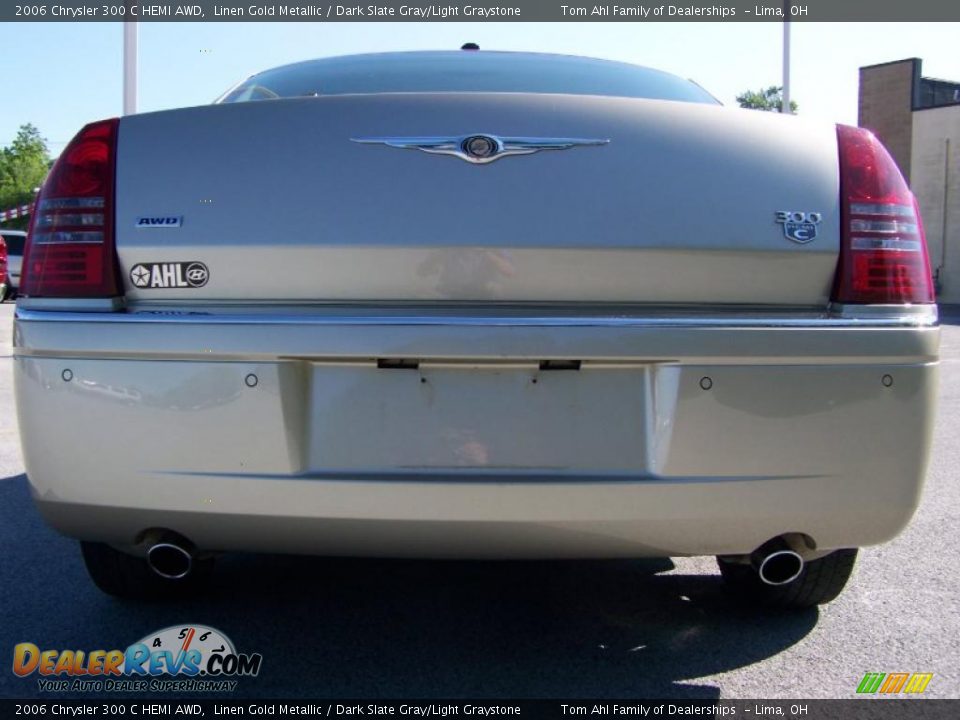 2006 Chrysler 300 C HEMI AWD Linen Gold Metallic / Dark Slate Gray/Light Graystone Photo #6