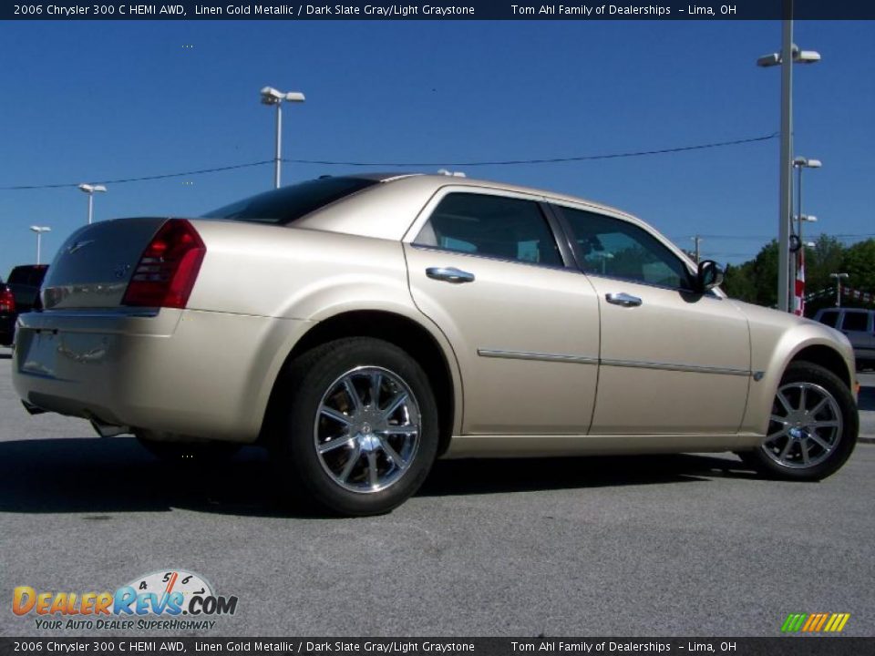 2006 Chrysler 300 C HEMI AWD Linen Gold Metallic / Dark Slate Gray/Light Graystone Photo #7
