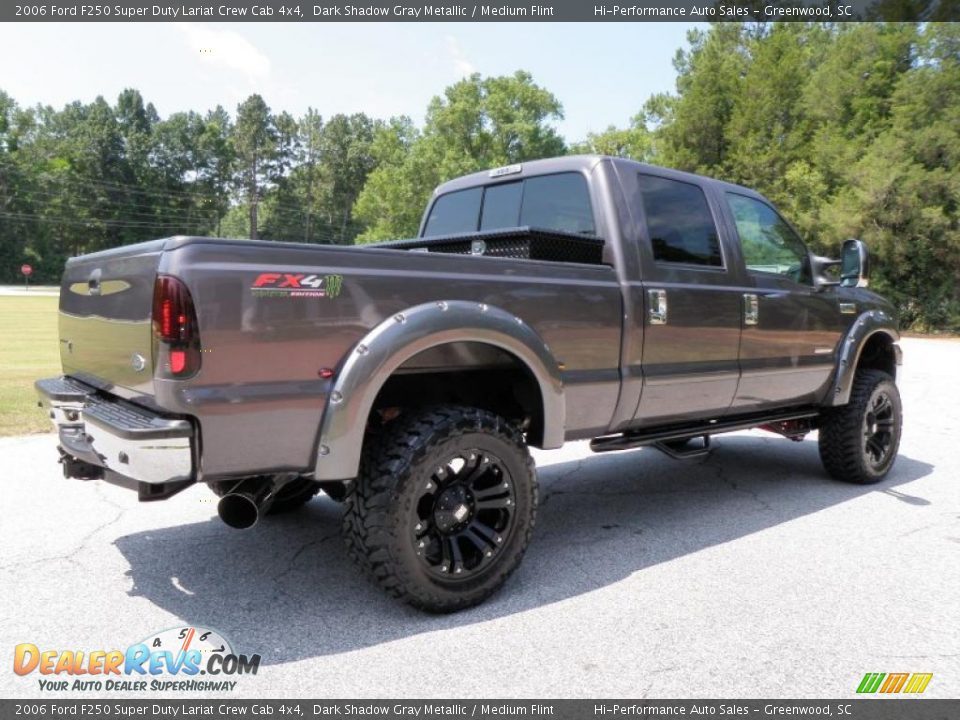 2006 Ford F250 Super Duty Lariat Crew Cab 4x4 Dark Shadow Gray Metallic / Medium Flint Photo #10