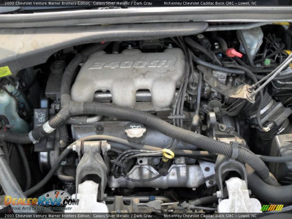 2003 Chevrolet Venture Warner Brothers Edition Galaxy Silver Metallic / Dark Gray Photo #25