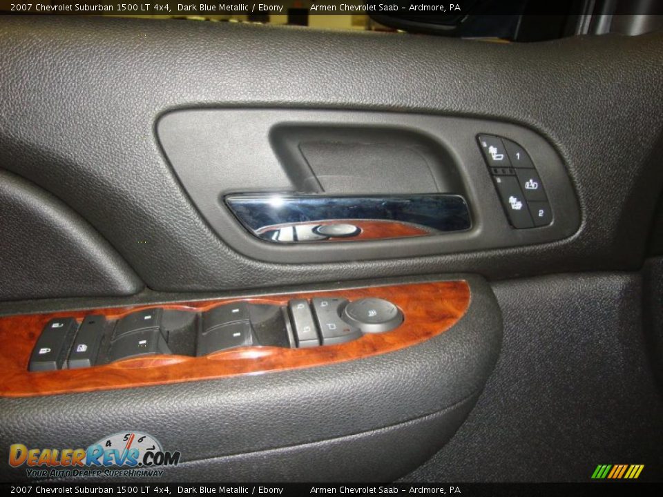 2007 Chevrolet Suburban 1500 LT 4x4 Dark Blue Metallic / Ebony Photo #17
