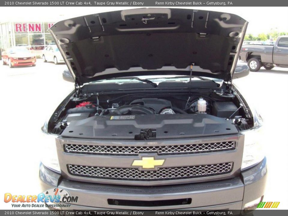 2010 Chevrolet Silverado 1500 LT Crew Cab 4x4 Taupe Gray Metallic / Ebony Photo #21