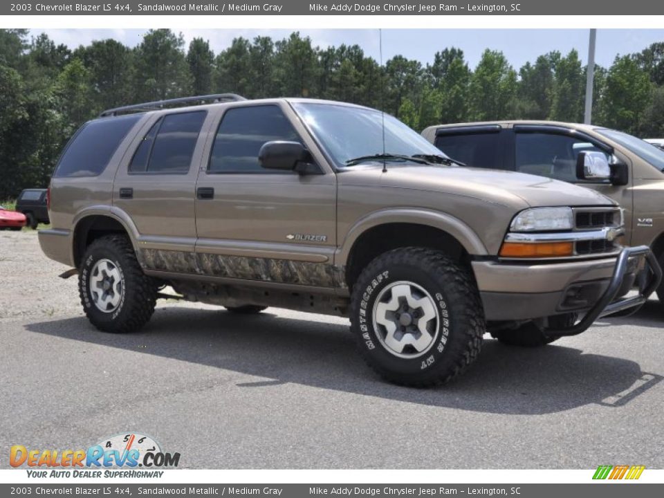 2003 Chevrolet Blazer LS 4x4 Sandalwood Metallic / Medium Gray Photo #3
