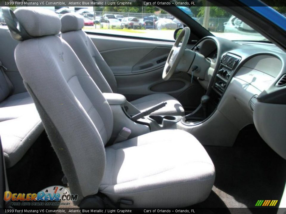 1999 Ford Mustang V6 Convertible Atlantic Blue Metallic / Light Graphite Photo #17
