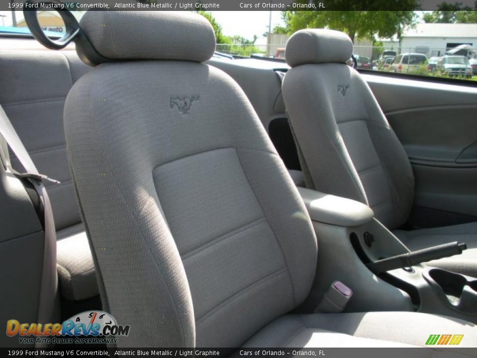 1999 Ford Mustang V6 Convertible Atlantic Blue Metallic / Light Graphite Photo #18
