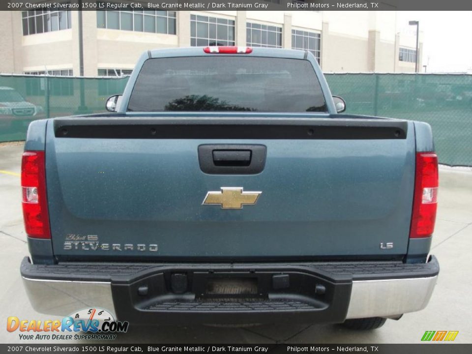 2007 Chevrolet Silverado 1500 LS Regular Cab Blue Granite Metallic / Dark Titanium Gray Photo #4