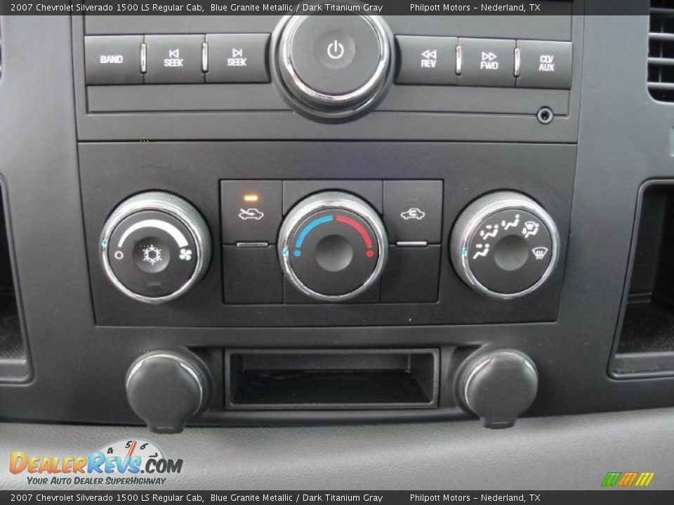 2007 Chevrolet Silverado 1500 LS Regular Cab Blue Granite Metallic / Dark Titanium Gray Photo #30