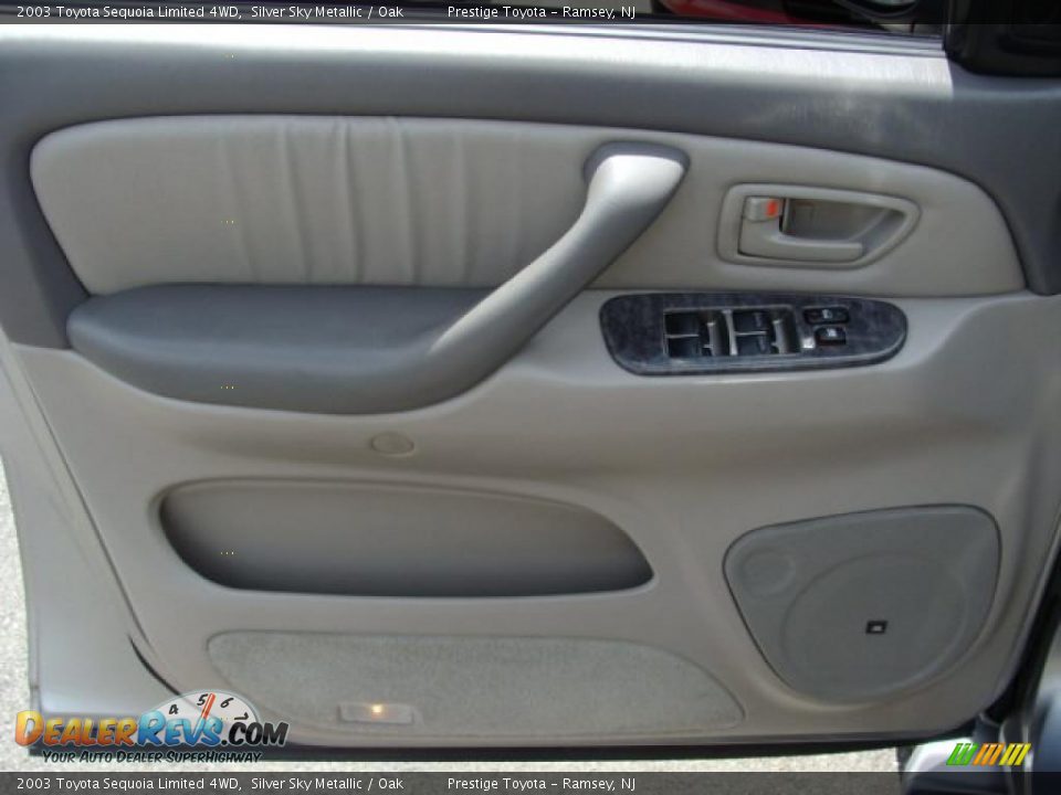 2003 Toyota Sequoia Limited 4WD Silver Sky Metallic / Oak Photo #6