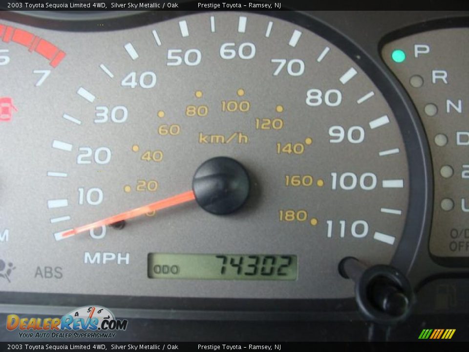 2003 Toyota Sequoia Limited 4WD Silver Sky Metallic / Oak Photo #10