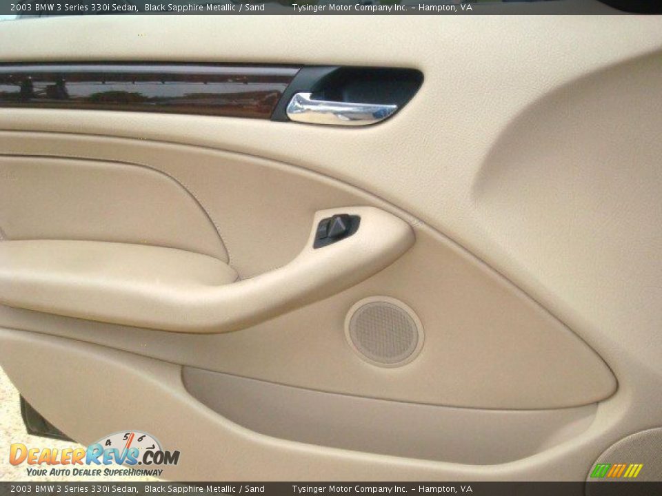 2003 BMW 3 Series 330i Sedan Black Sapphire Metallic / Sand Photo #15