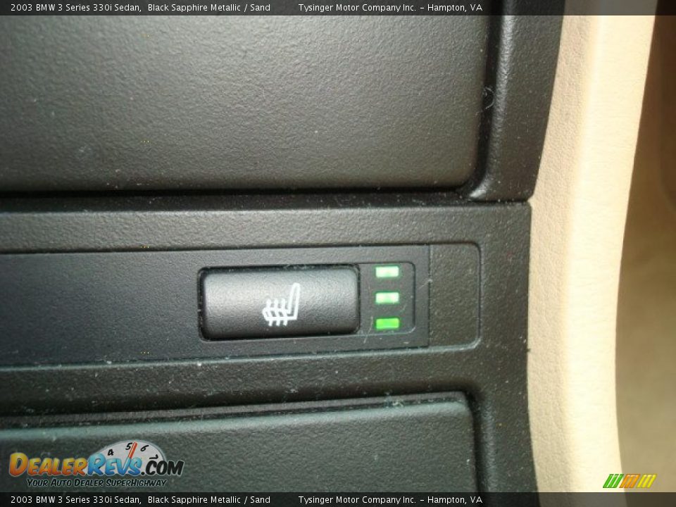 2003 BMW 3 Series 330i Sedan Black Sapphire Metallic / Sand Photo #17