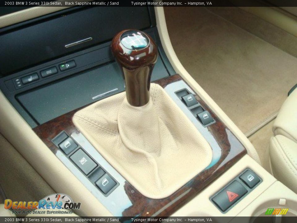 2003 BMW 3 Series 330i Sedan Black Sapphire Metallic / Sand Photo #18