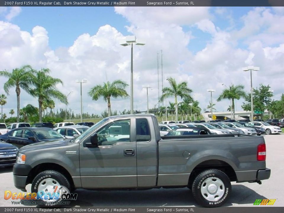 2007 Ford F150 XL Regular Cab Dark Shadow Grey Metallic / Medium Flint Photo #11