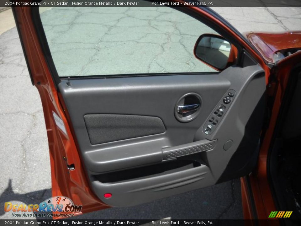 2004 Pontiac Grand Prix GT Sedan Fusion Orange Metallic / Dark Pewter Photo #6