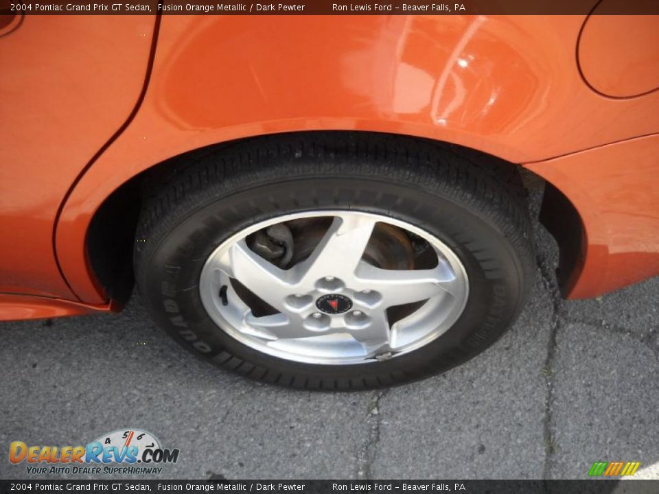 2004 Pontiac Grand Prix GT Sedan Fusion Orange Metallic / Dark Pewter Photo #13