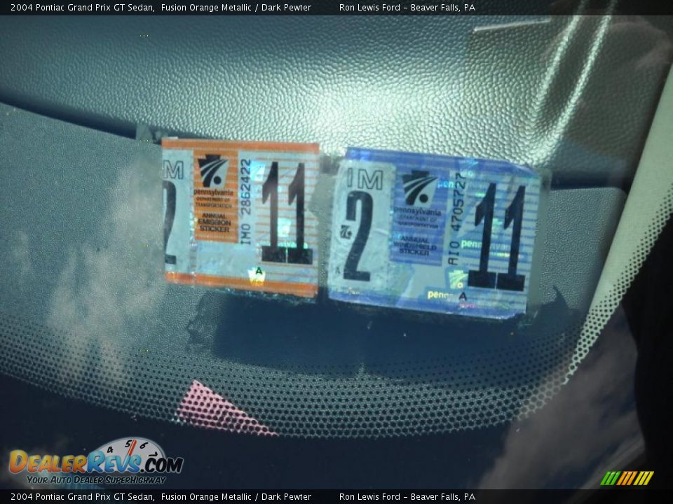 2004 Pontiac Grand Prix GT Sedan Fusion Orange Metallic / Dark Pewter Photo #14