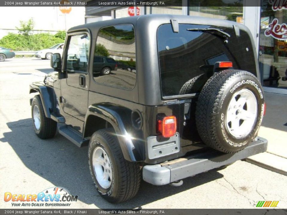 2004 Jeep Wrangler Sahara 4x4 Black / Khaki Photo #3