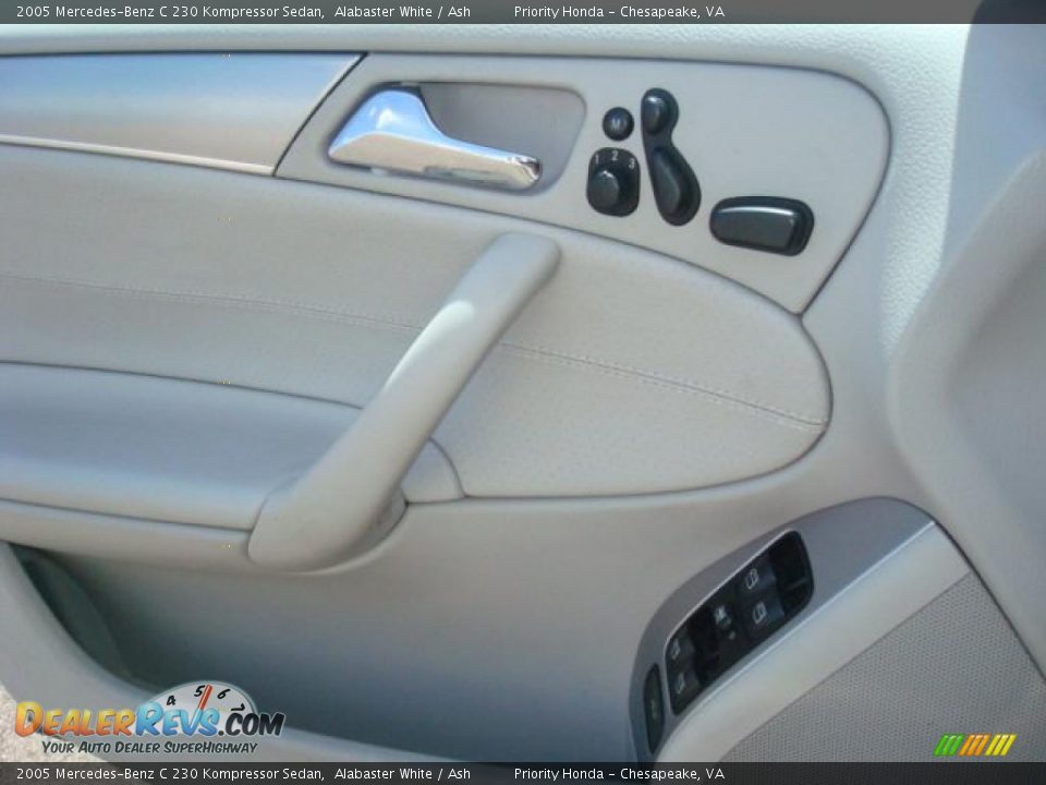 2005 Mercedes-Benz C 230 Kompressor Sedan Alabaster White / Ash Photo #14