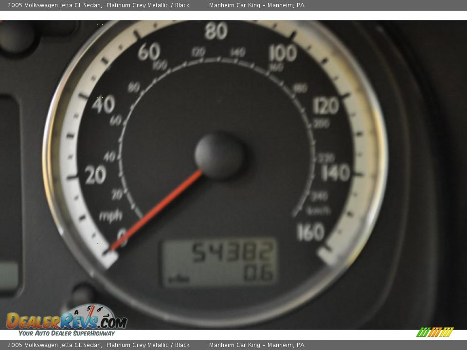 2005 Volkswagen Jetta GL Sedan Platinum Grey Metallic / Black Photo #8